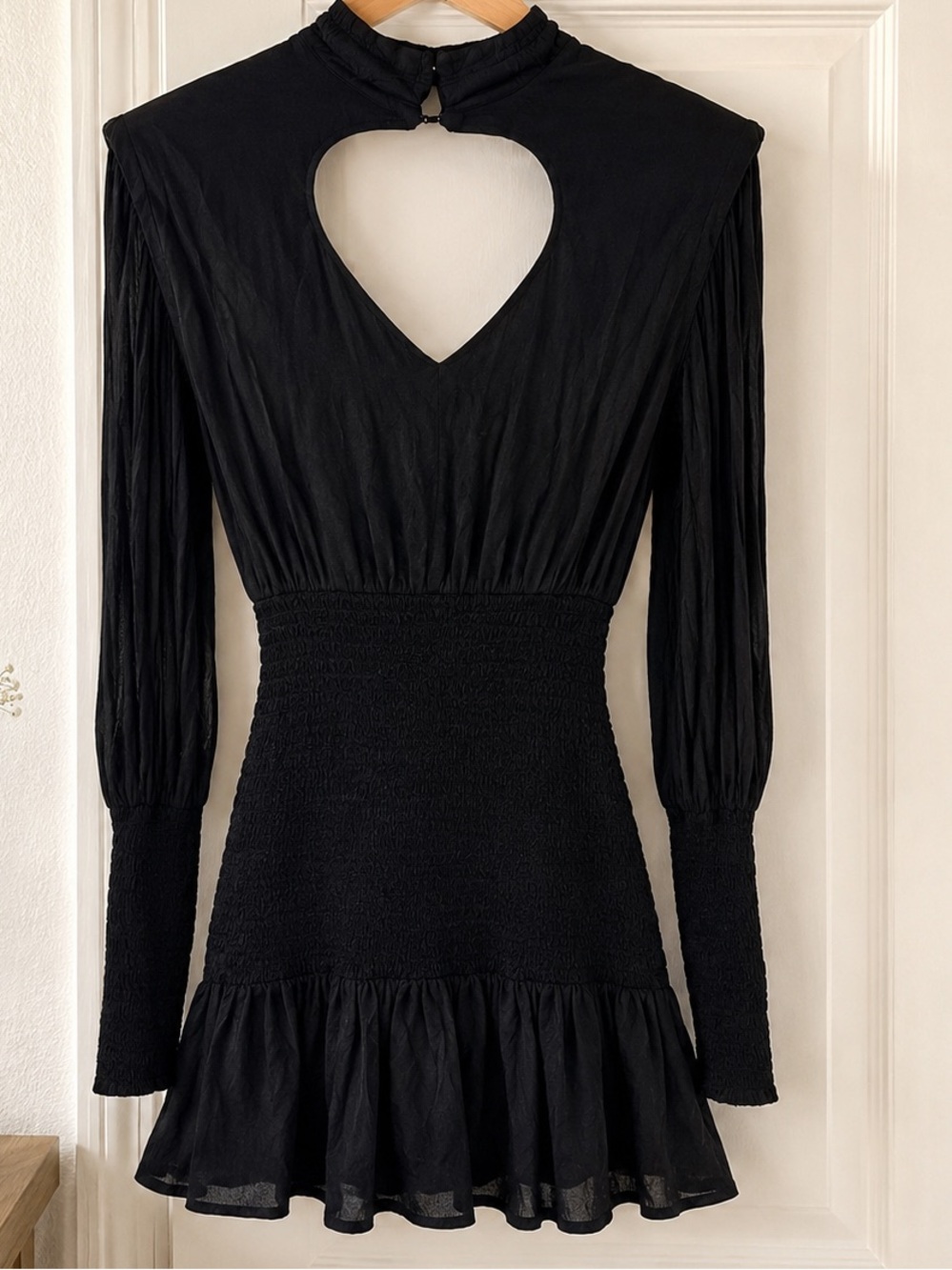 Farm Rio Black Heart Cutout Smocked Mini Dress Size Small - Picture 3 of 5